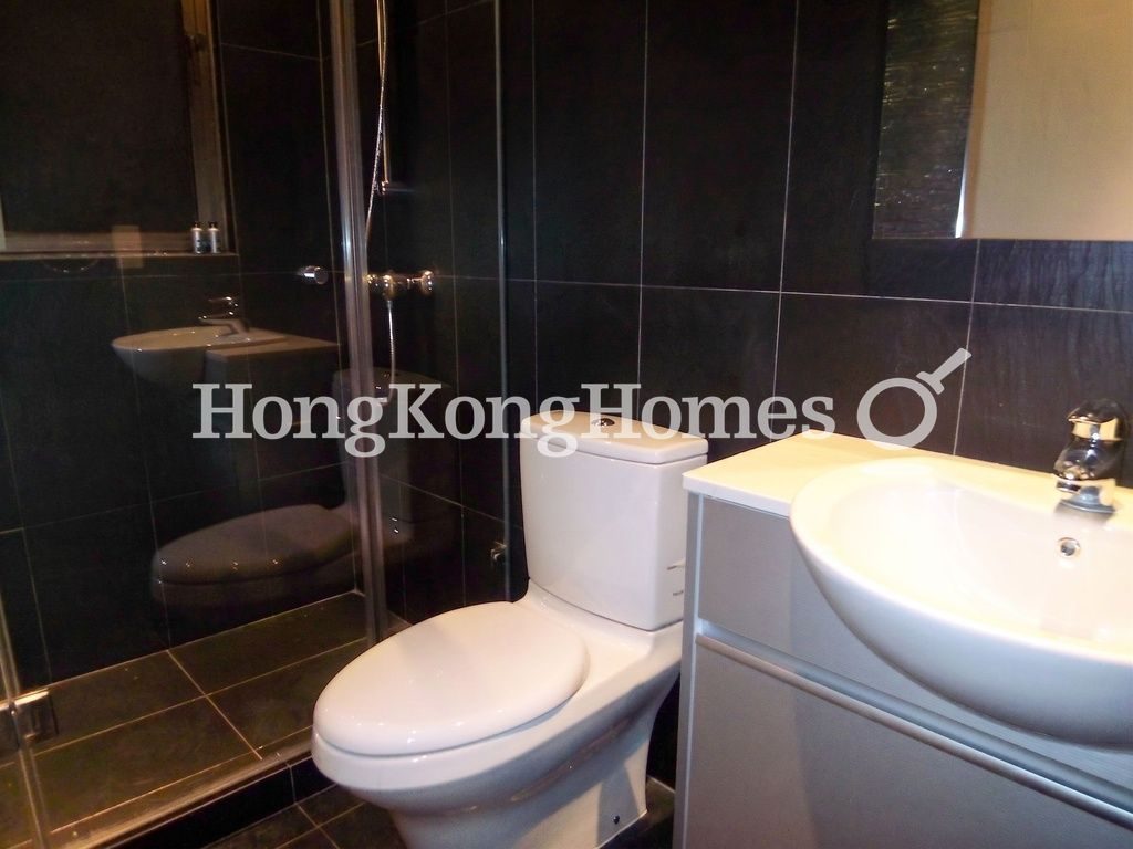 Guest Bathroom — 陽明山莊 07 座 凌雲閣，淺水灣