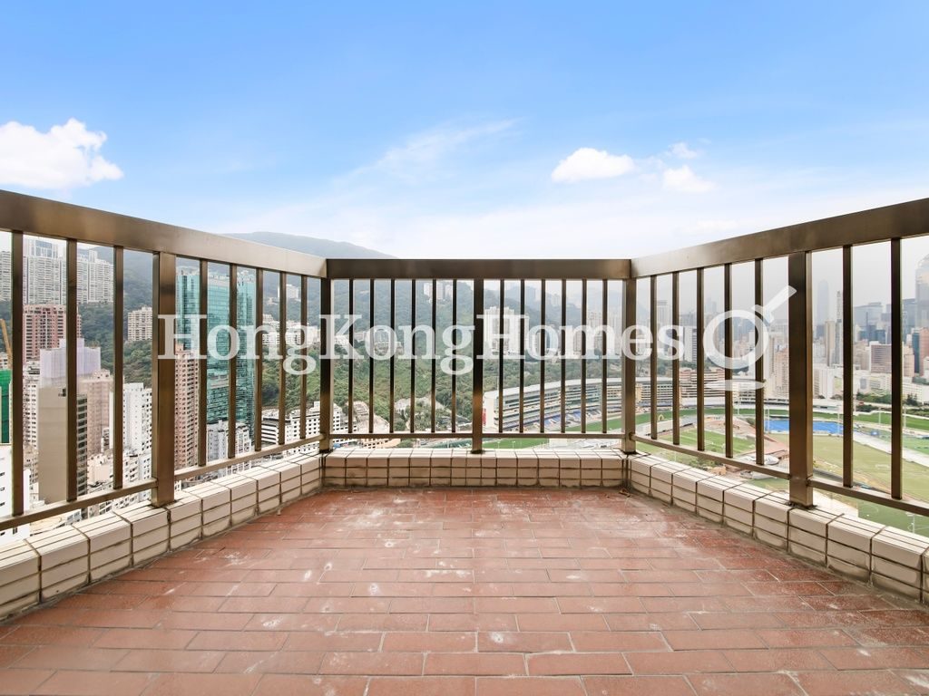 Balcony off Living and Dining Room — 雲地利台 - A座，跑馬地