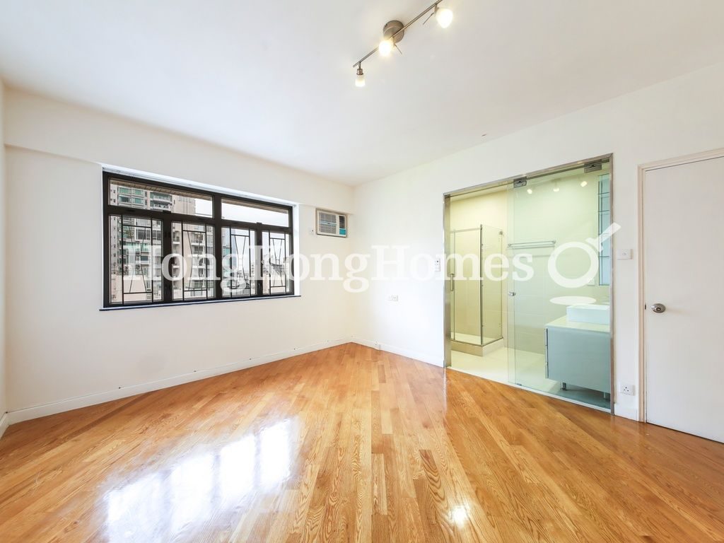 Master Bedroom — Pearl Gardens, Mid-levels West