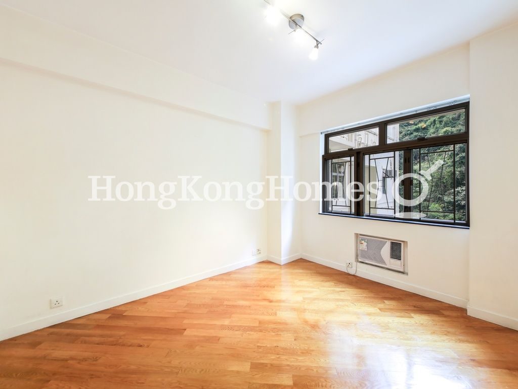 Third Bedroom — Pearl Gardens, Mid-levels West