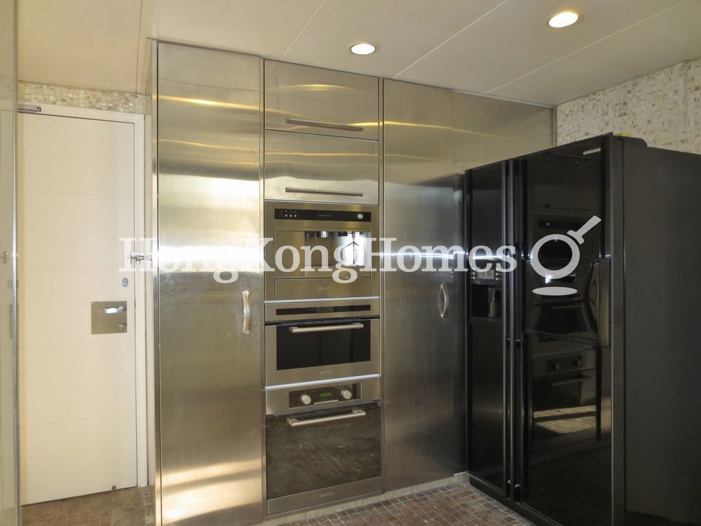Kitchen — South Bay Gardens - Block B, Repulse Bay