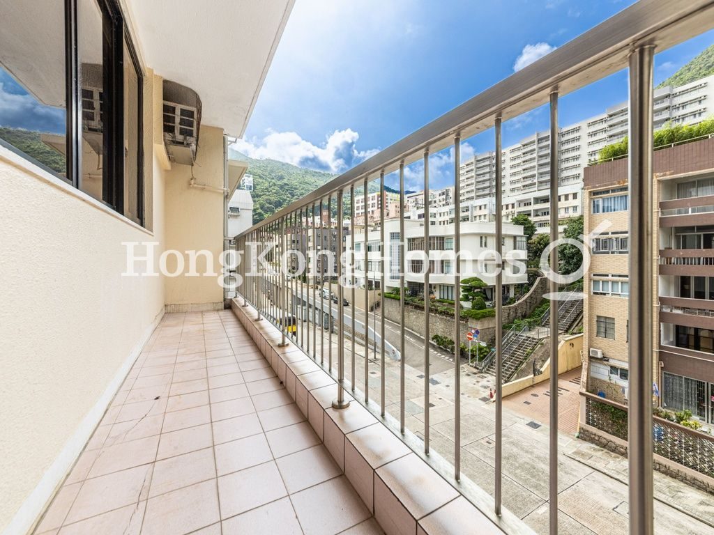 Balcony off Living and Dining Room — 安廬，跑馬地