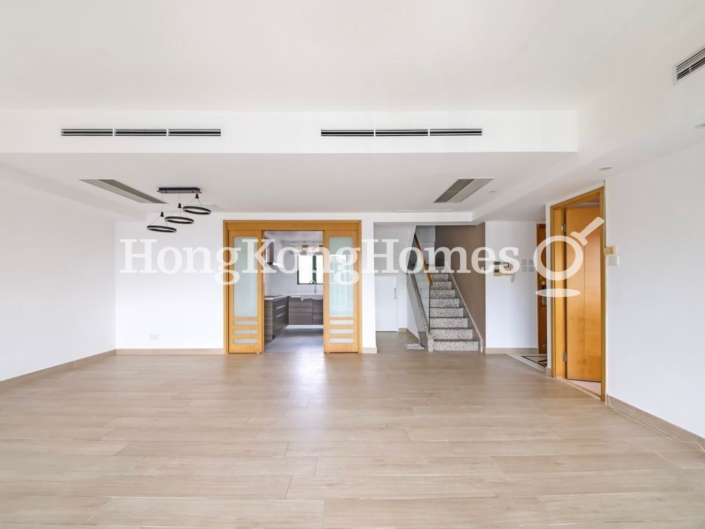 Living and Dining Room — Caroline Garden, Causeway Bay