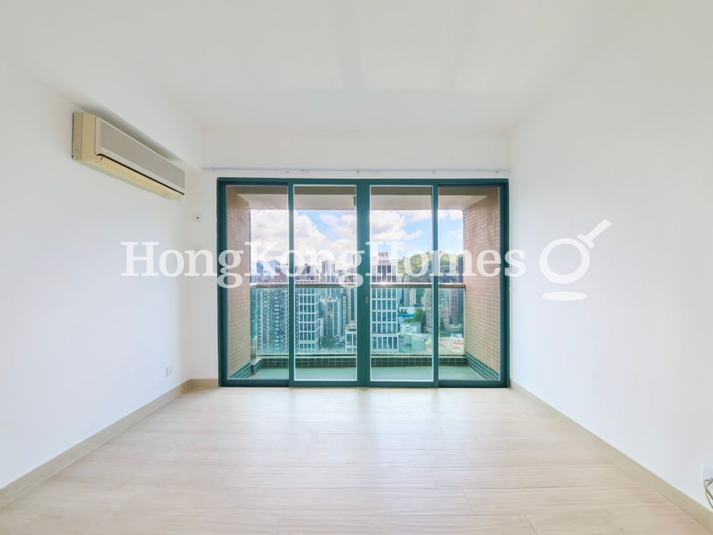 Master Bedroom and Balcony — Caroline Garden, Causeway Bay