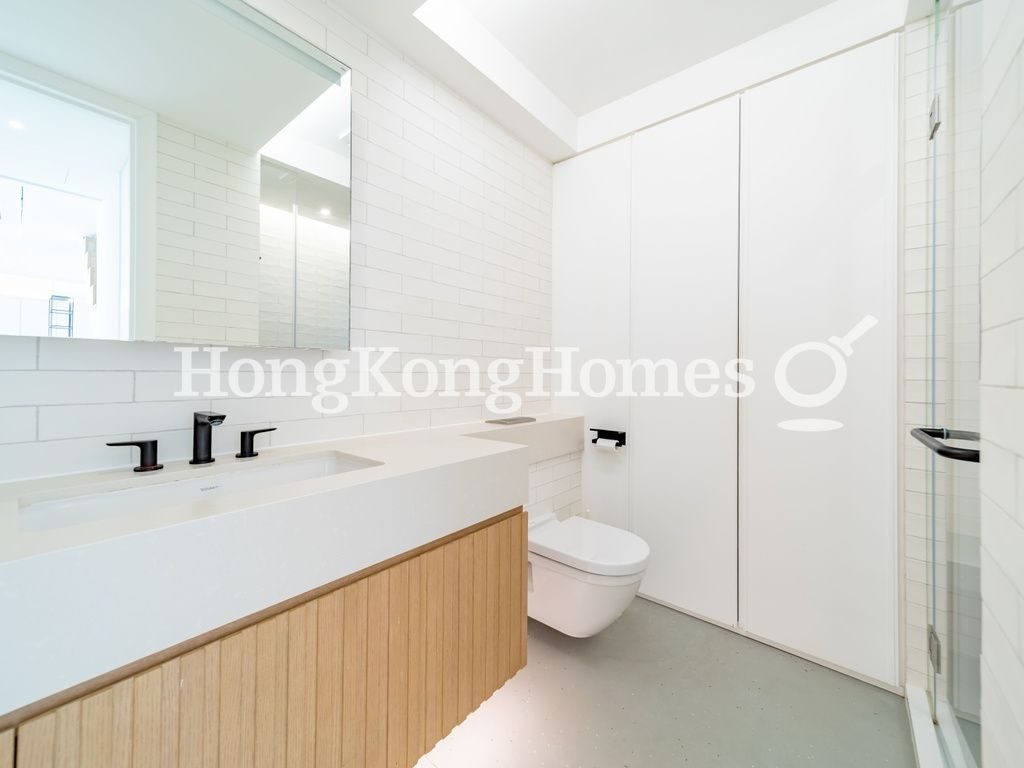 Guest Bathroom — 旭逸居 - 第01座，赤柱