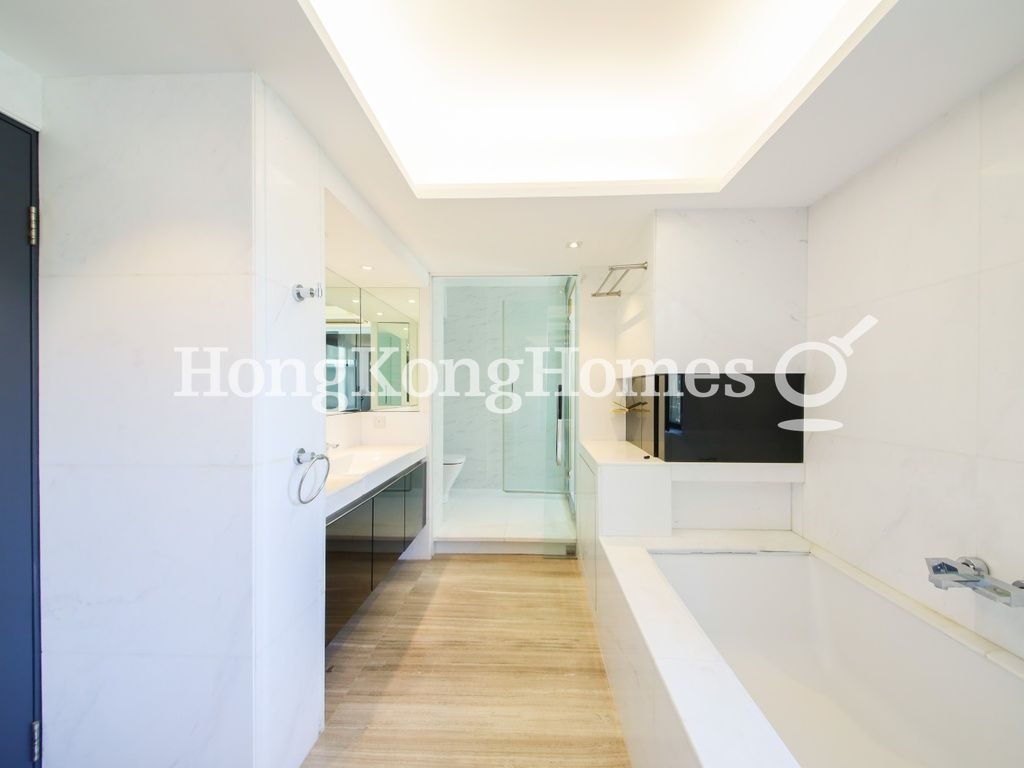 Master Bathroom — 碧瑤灣 - 第21座，薄扶林