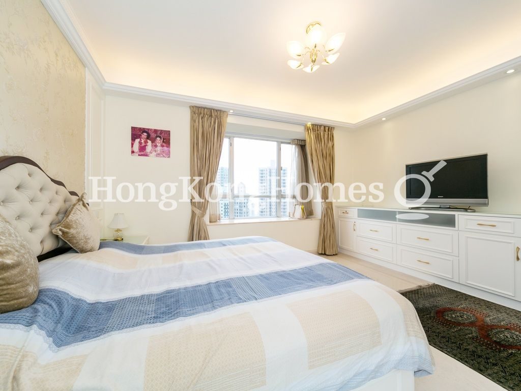 Master Bedroom — Serene Court, Mid-levels West