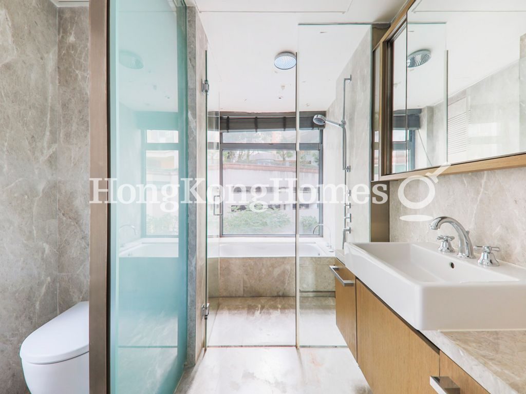 Master Bathroom — Azura, Mid-levels West