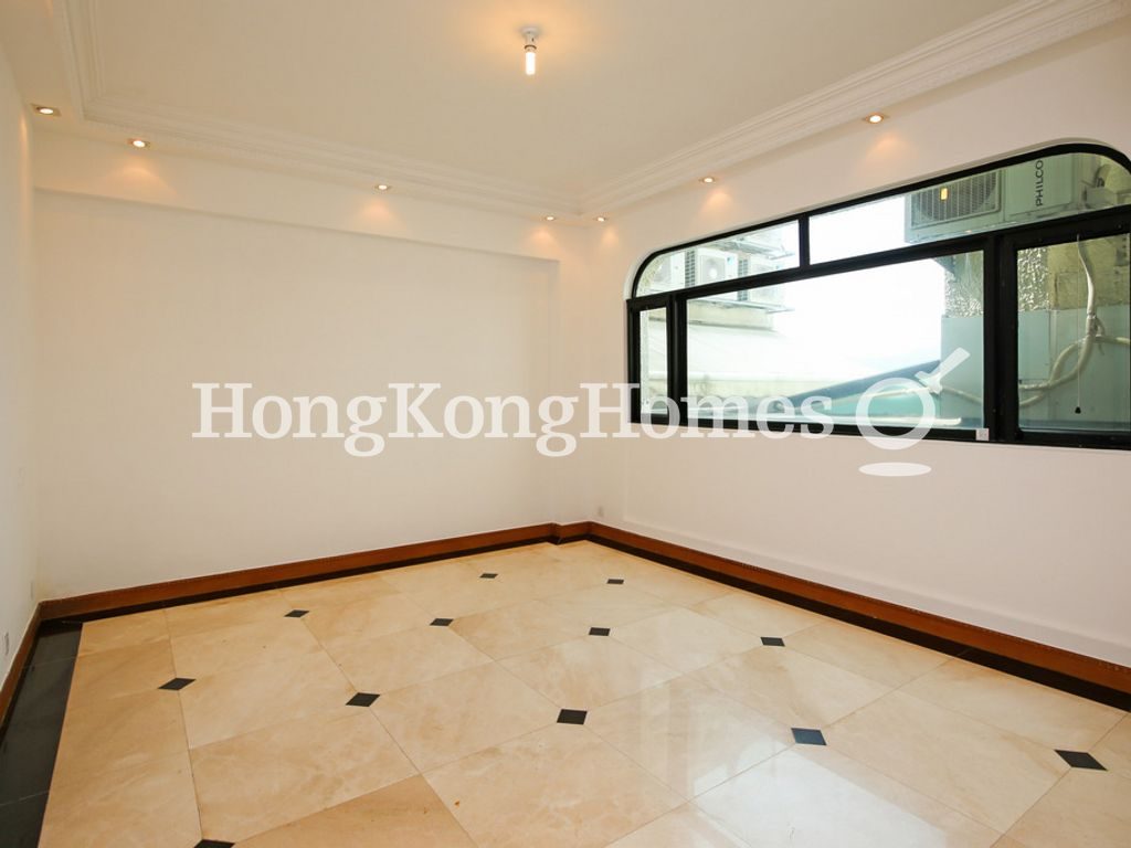 Dining Room — Solemar Villas, Clear Water Bay