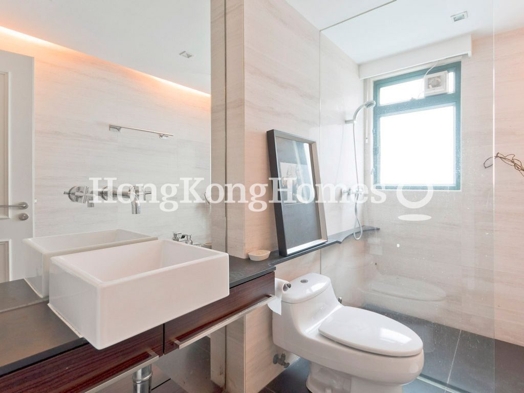 Guest Bathroom — 南灣御苑 - 第01座，淺水灣