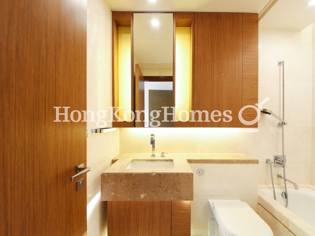 Second Ensuite Bathroom — The Altitude, Happy Valley