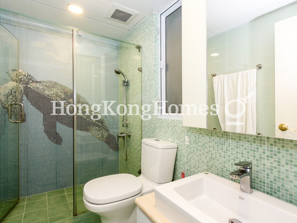 Guest Bathroom — 陽明山莊 04 座 山景園，淺水灣