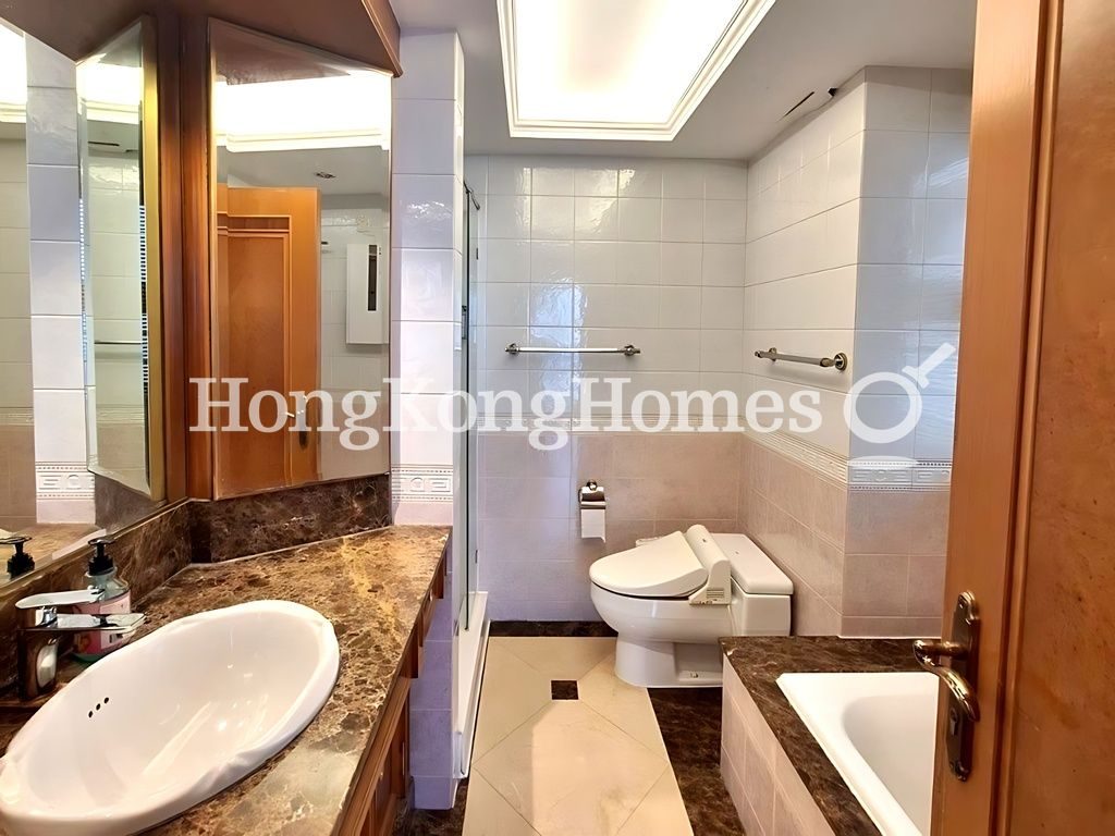 Master Bedroom Ensuite — 嘉多利山花園，何文田窩打老道