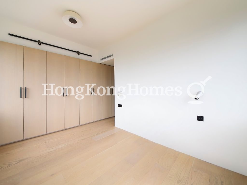 Master Bedroom — Kellett Heights, The Peak