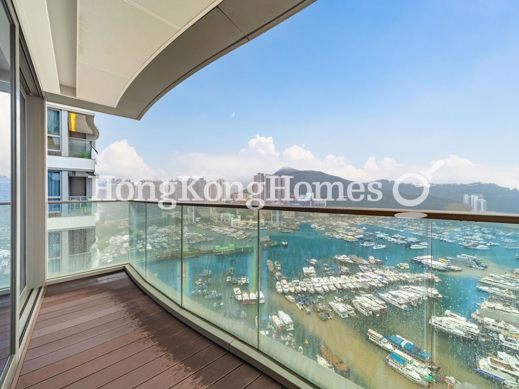 Balcony off Living and Dining Room — Marina South - Tower 01, Ap Lei Chau