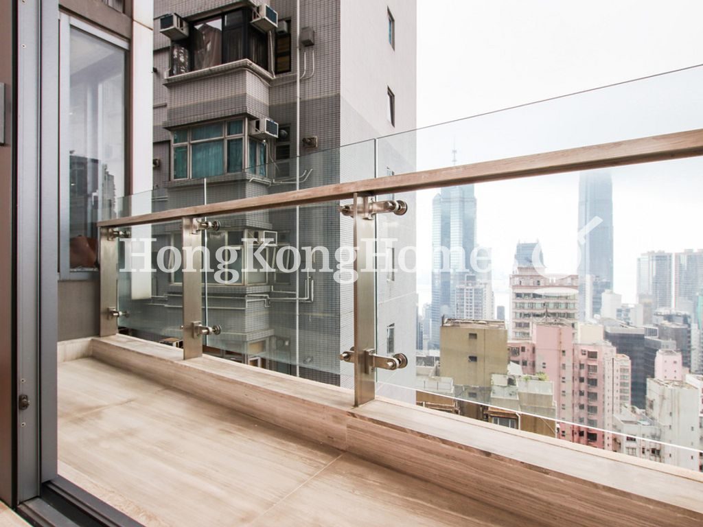 Balcony off Living and Dining Room — 懿峯，西半山