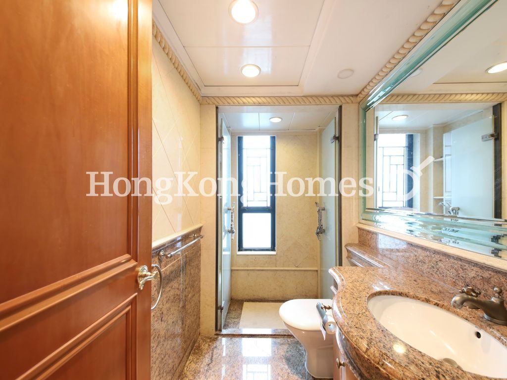 Guest Bathroom — 禮頓山 - 第01座，跑馬地
