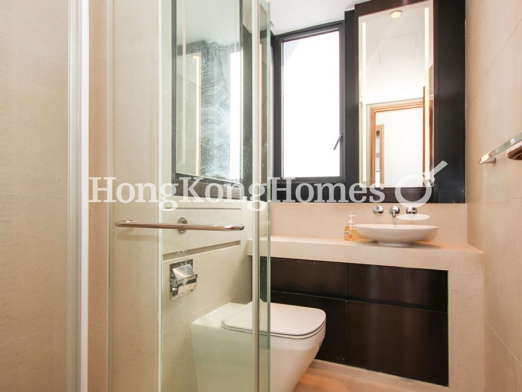 Guest Bathroom — 柏傲山，北角