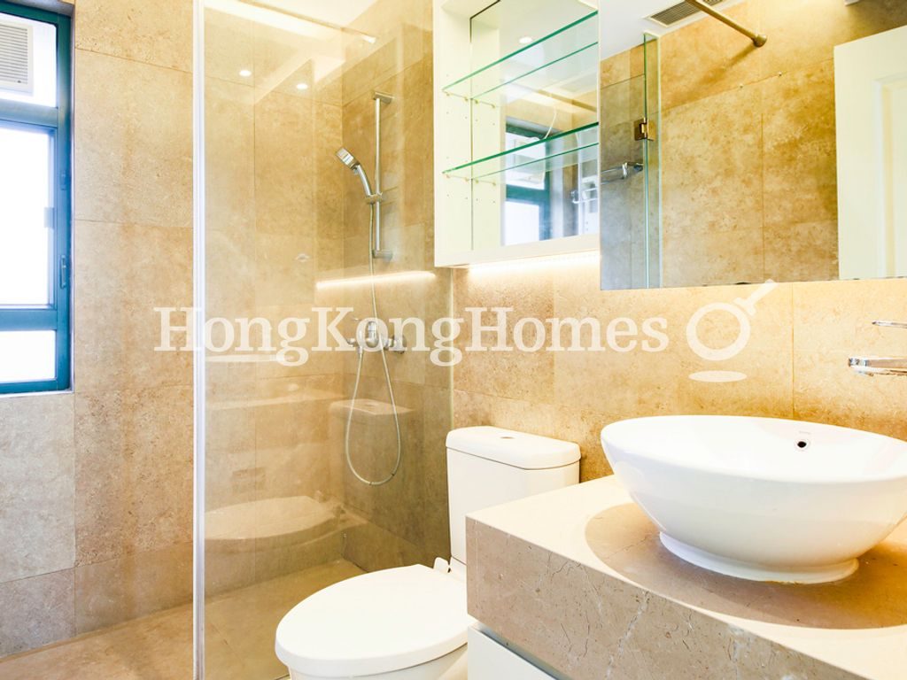 Guest Bathroom — 曉峰閣 - 第01座，中半山