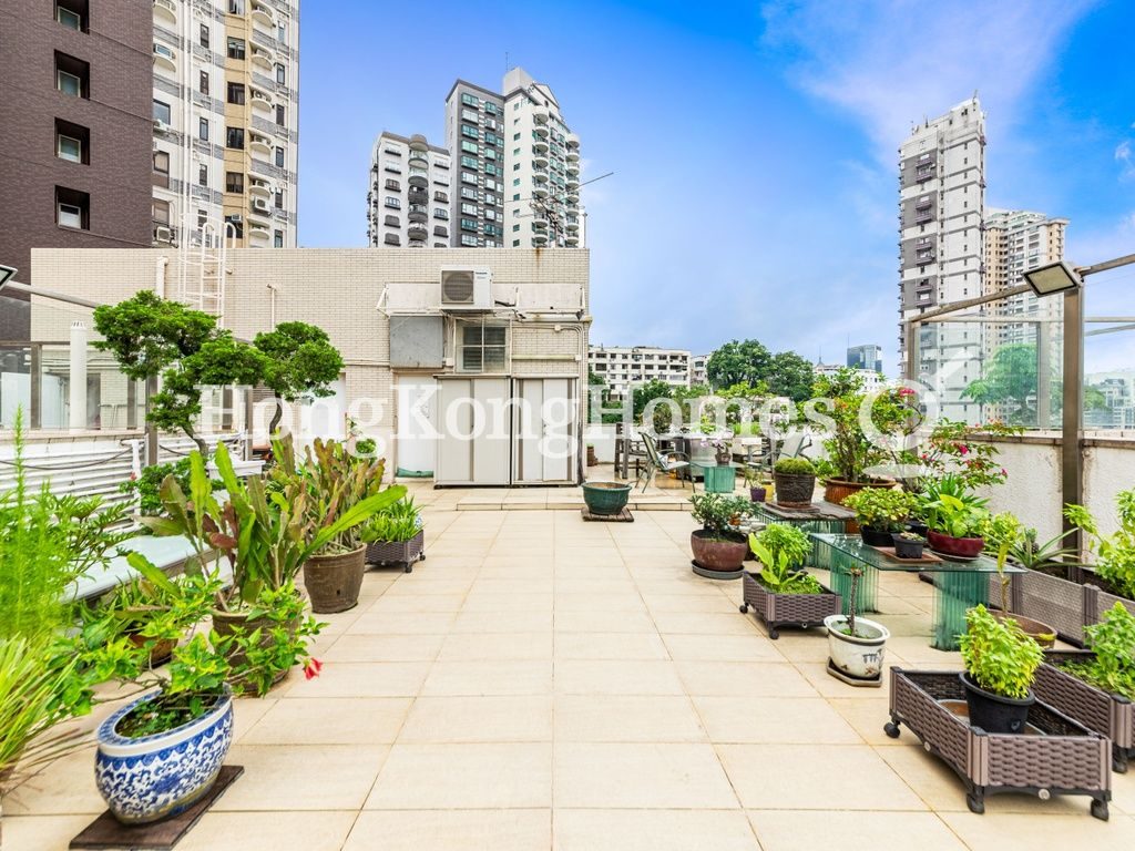 Private Roof Terrace — 玫瑰花園，大坑