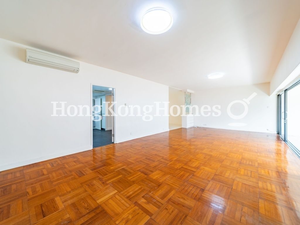 Living and Dining Room — Fontana Garden, Tai Hang