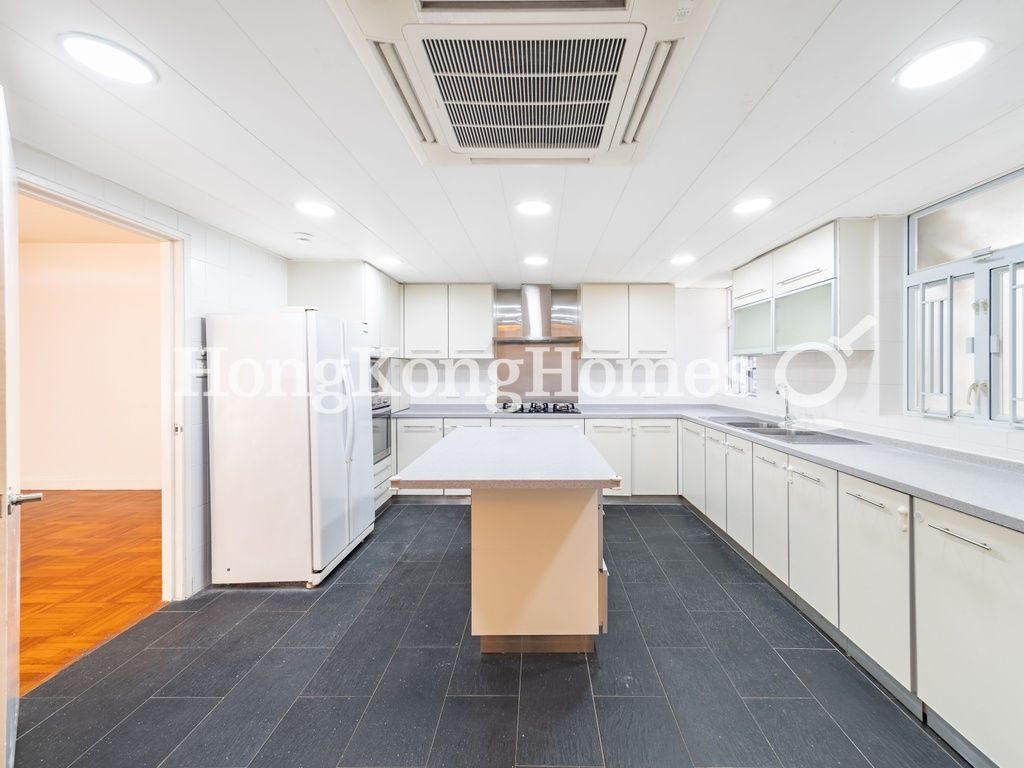 Kitchen — Fontana Garden, Tai Hang