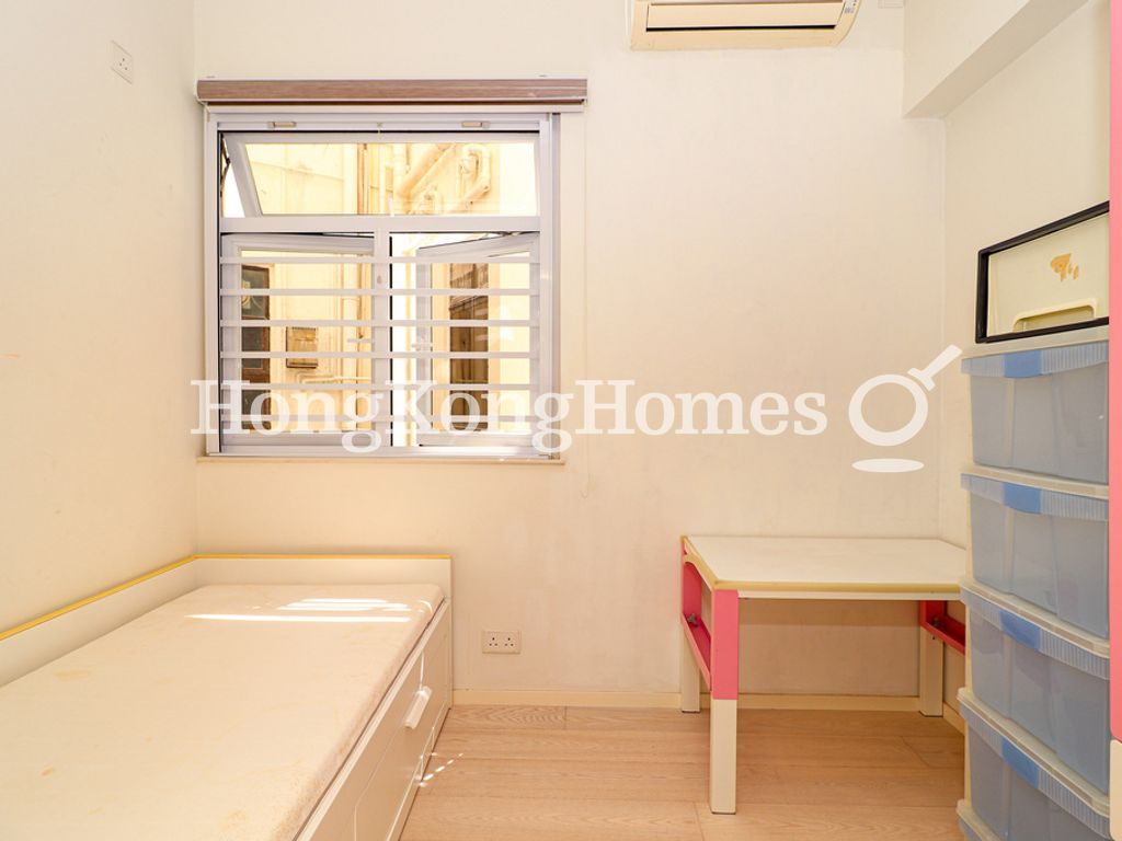 Second Bedroom — 金栗街3號，薄扶林