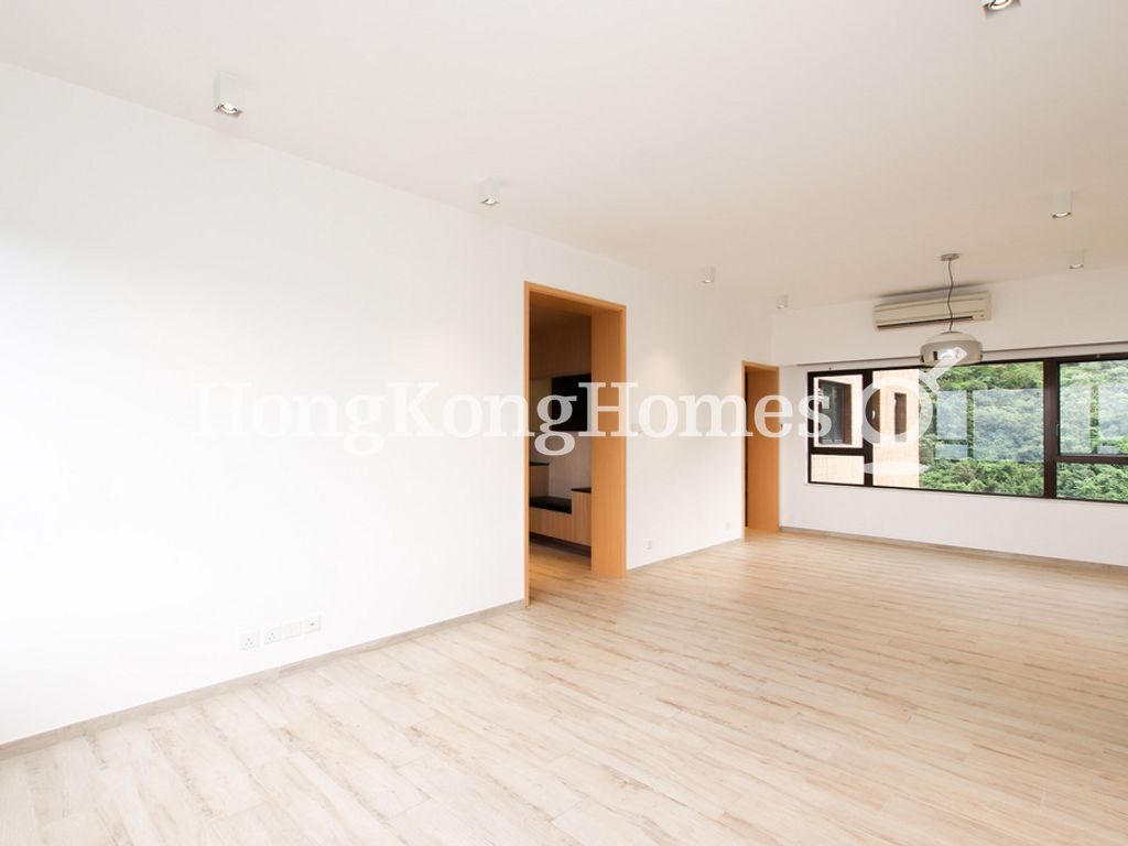 Living and Dining Room — Ruby Court - Block 02, Repulse Bay