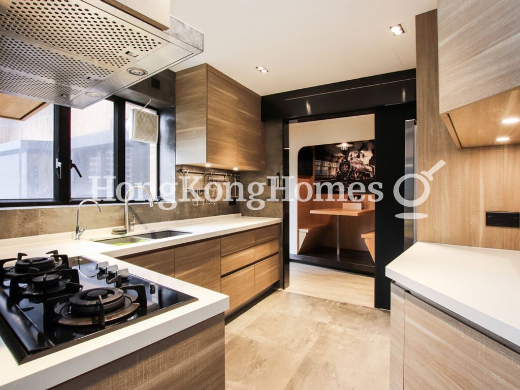 Kitchen — Ruby Court - Block 02, Repulse Bay