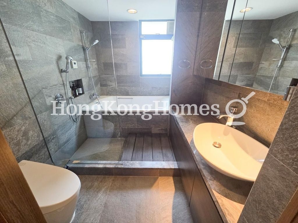 Master Bathroom — 南灣御苑 - 第02座，淺水灣