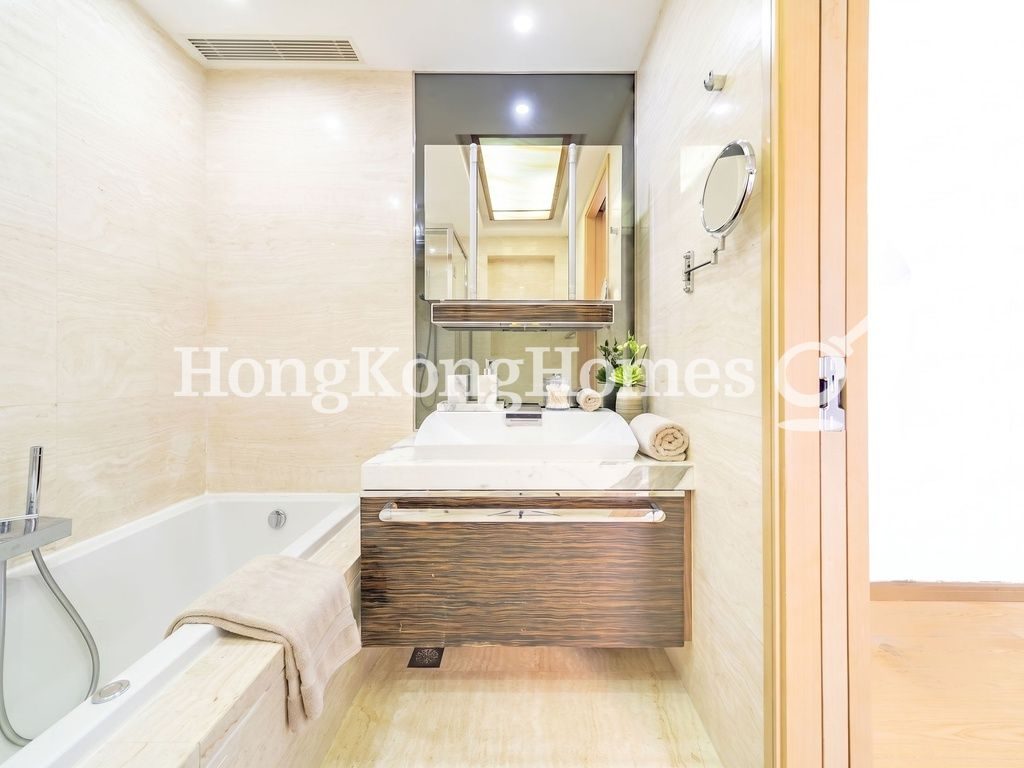 Master Bathroom — 深灣9號 - 第1座，黃竹坑
