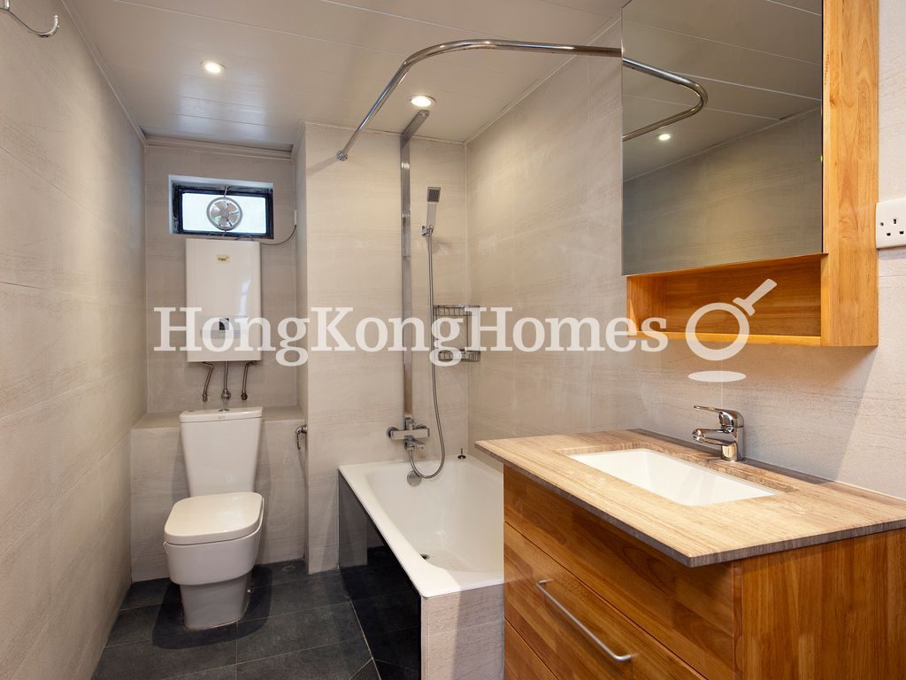 First Guest Bathroom — Ivory Court, Mid-levels West