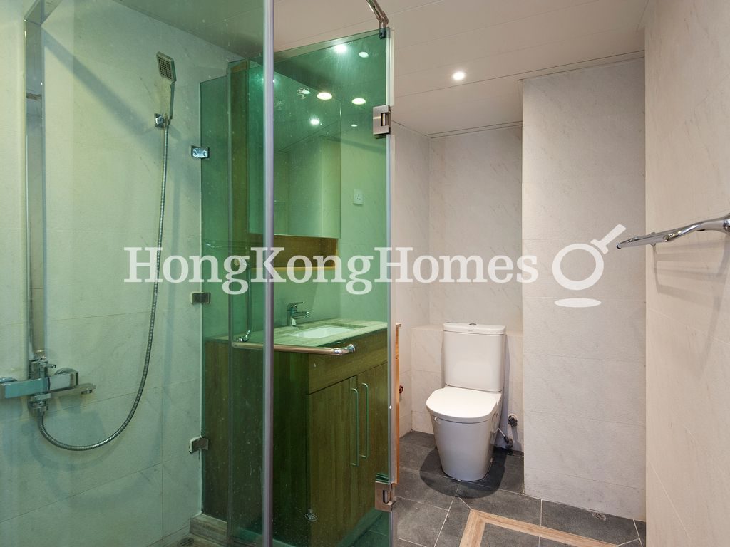 Second Guest Bathroom — Ivory Court, Mid-levels West