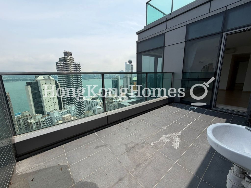 Private Roof Terrace — 翰林峰 - 第2座，西環堅尼地城