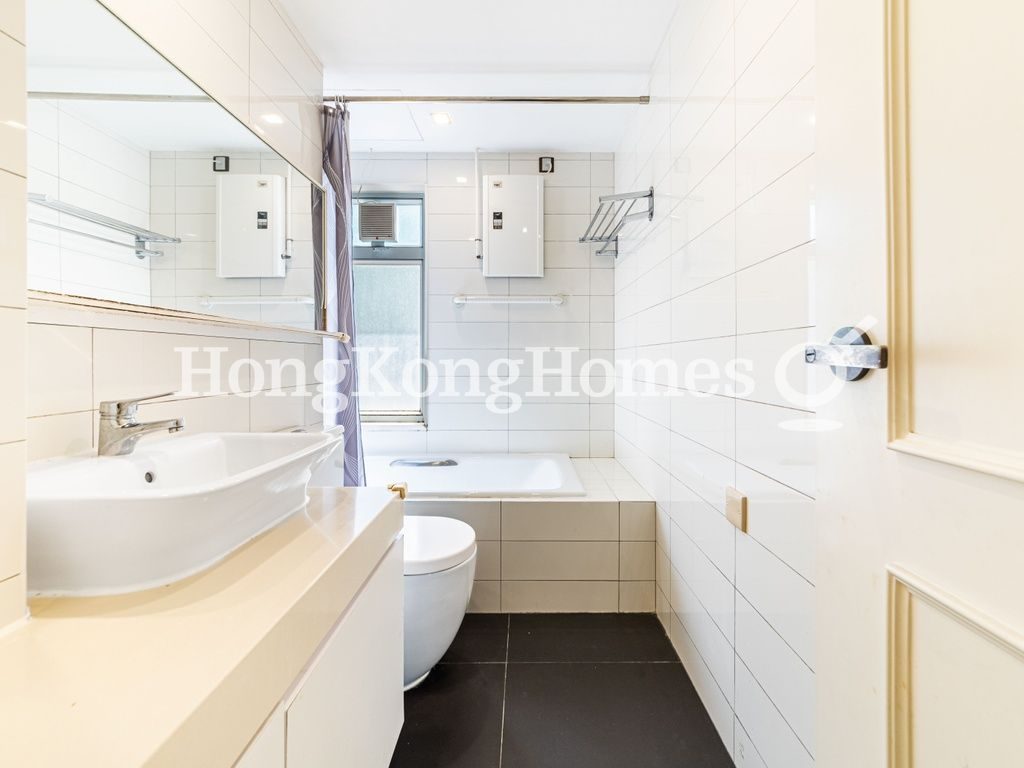 Master Bathroom — 嘉麟閣 - 第02座，淺水灣