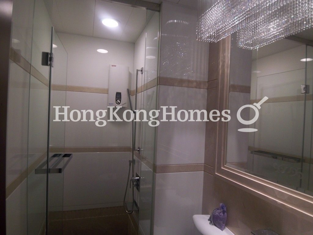 Guest Bathroom — 名門 - 第03座，渣甸山