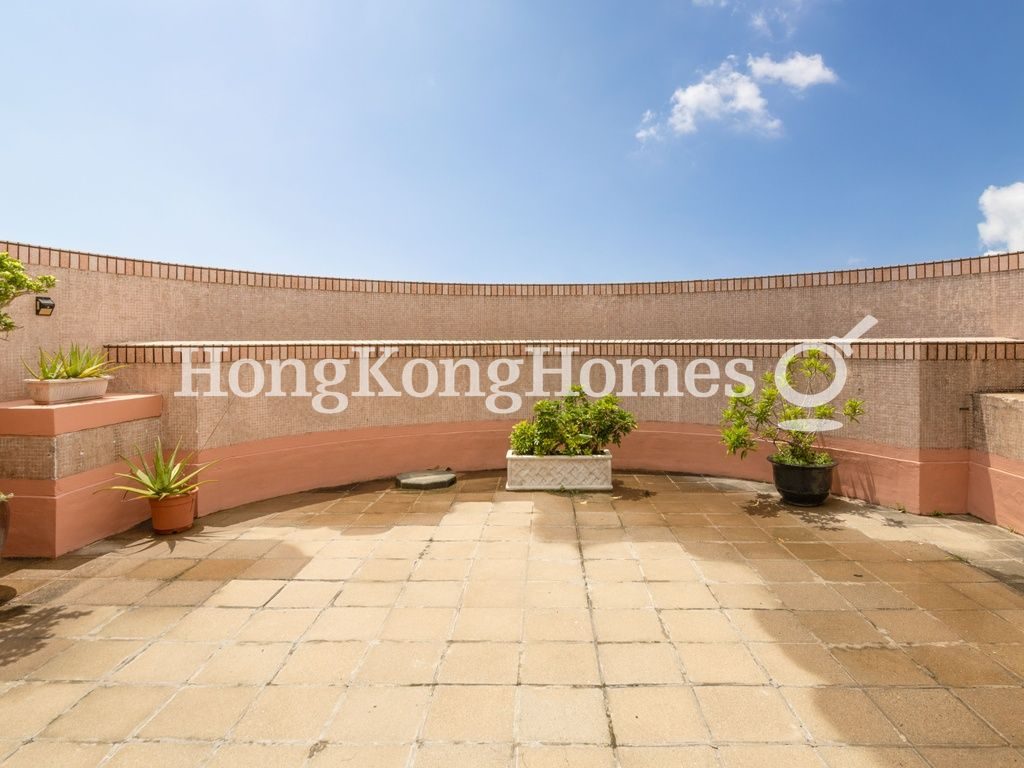 Private Roof Terrace — 陽明山莊 07 座 凌雲閣，淺水灣