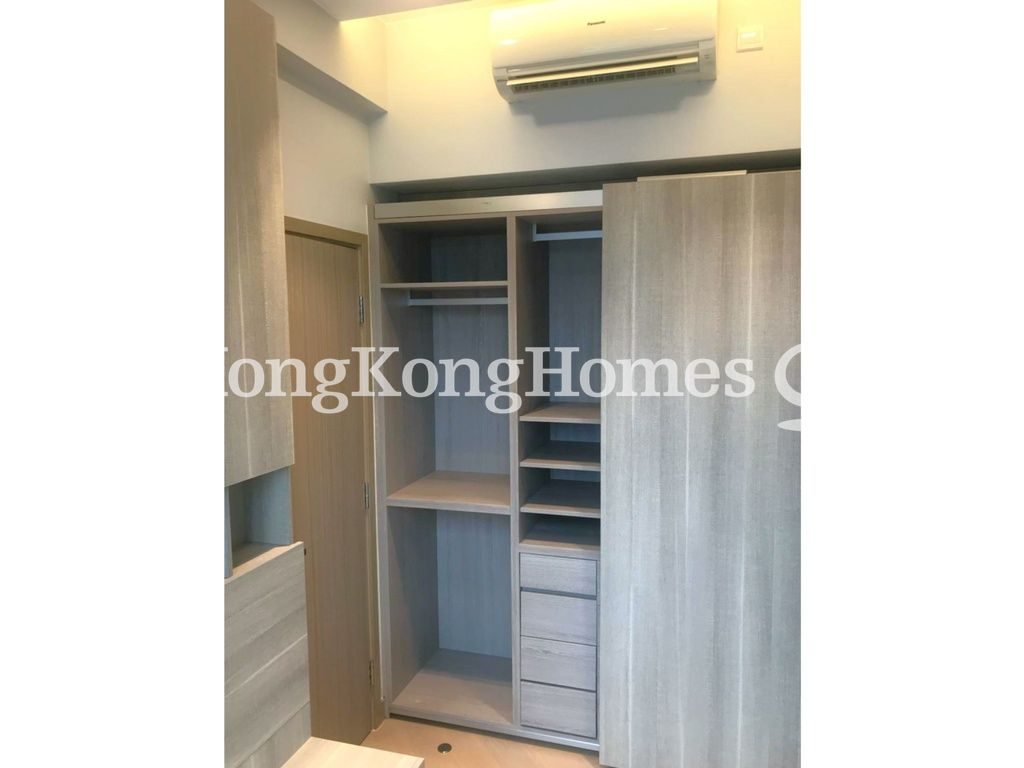 Built-in Wardrobe in Bedroom — 形薈 - 第2座，筲箕灣