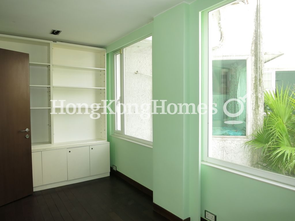 Fourth Bedroom — Buena Vista, Clear Water Bay