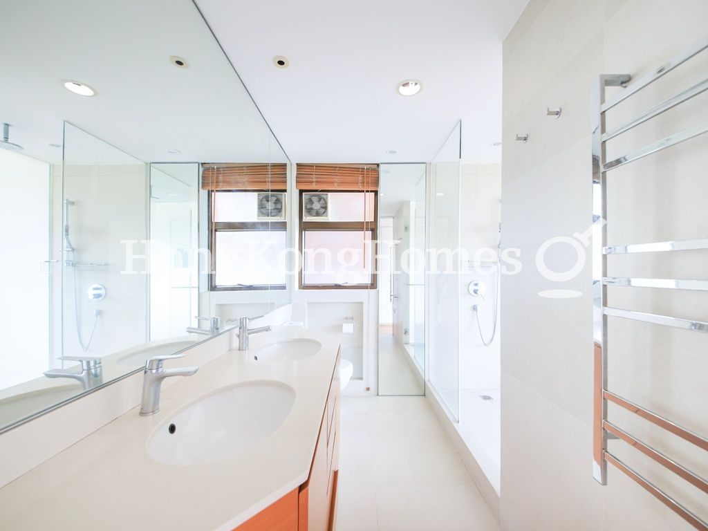 Master Bathroom — 陽明山莊 08座 凌雲閣，淺水灣