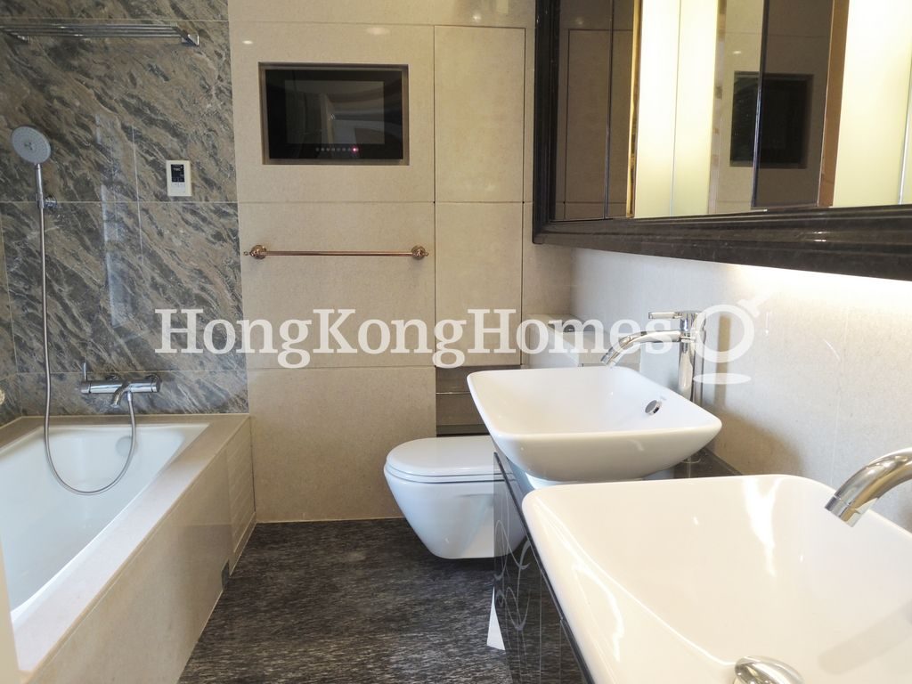 Master Bathroom — 上林-第1座，大坑