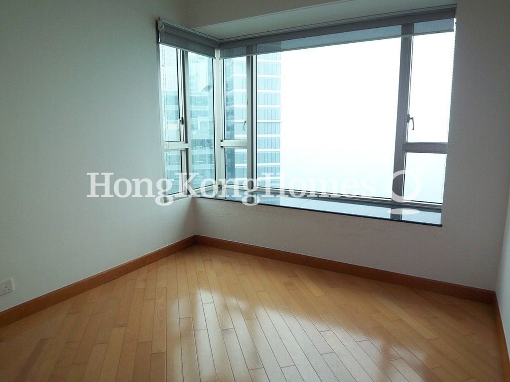 Second Bedroom — 擎天半島 1座，尖沙咀