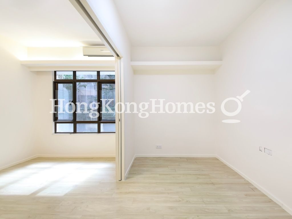 Third Bedroom — 麥當奴大廈，中半山