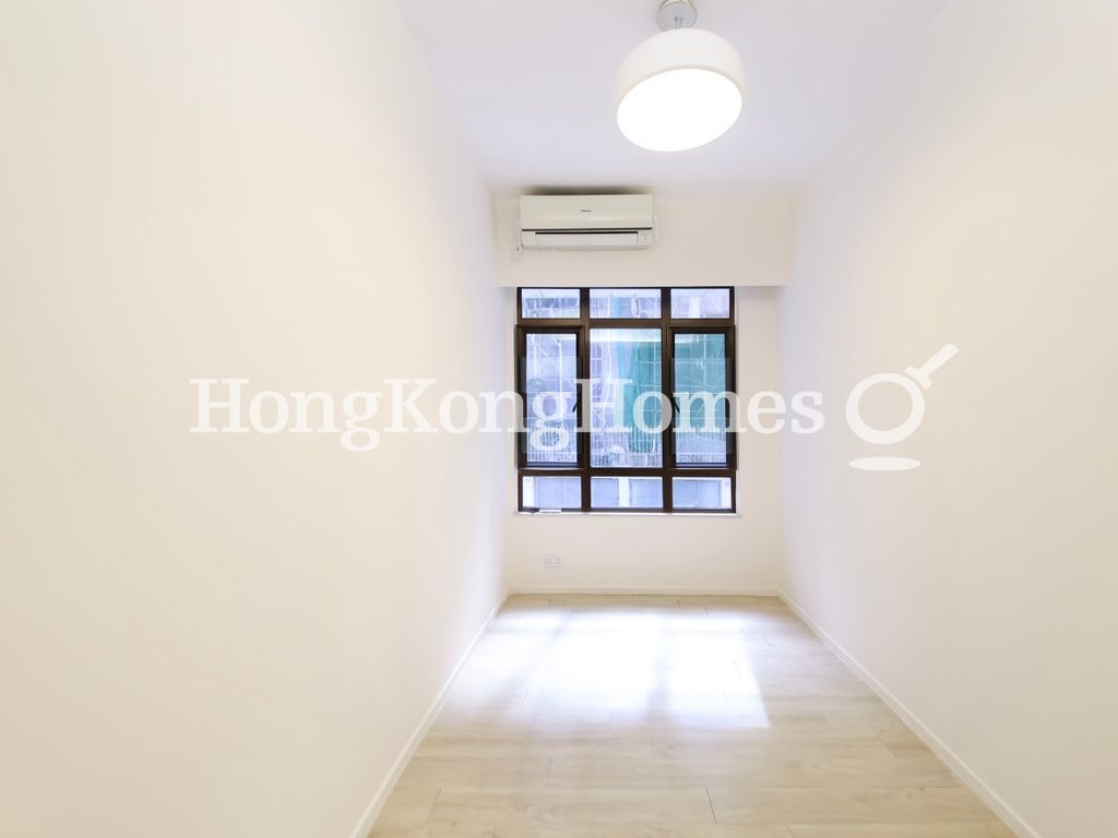 Fourth Bedroom — 麥當奴大廈，中半山