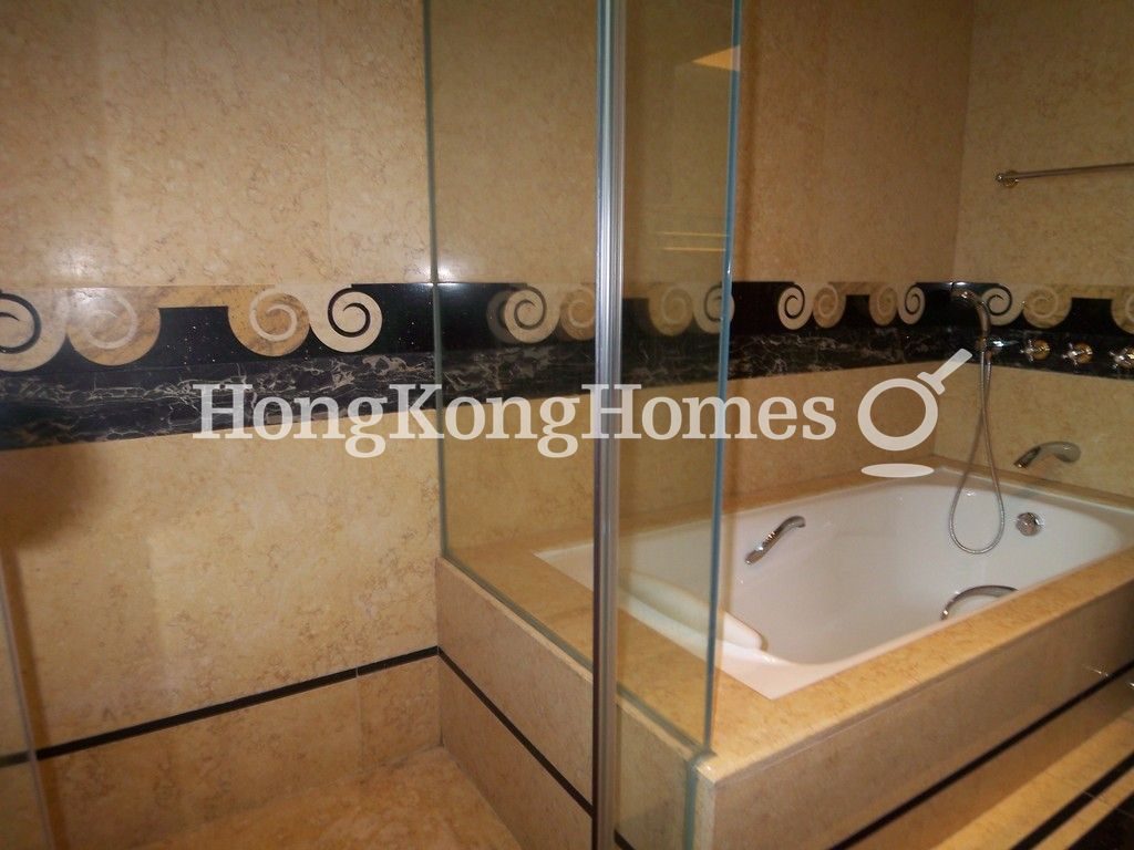 Master Bathroom — 禮頓山 - 第02座，跑馬地