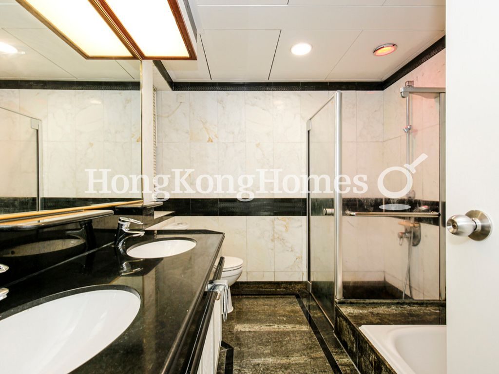 Master Bathroom — 帝景園 - 第05座，中半山