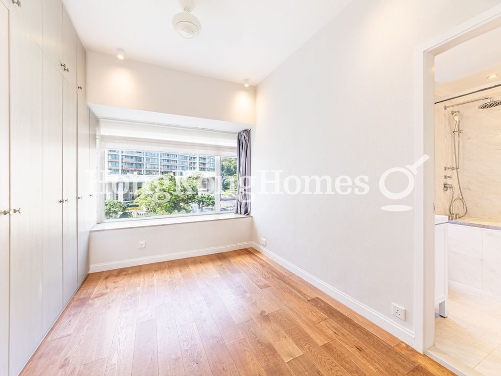 Second Ensuite Bedroom — Bowen Place, Mid-levels Central
