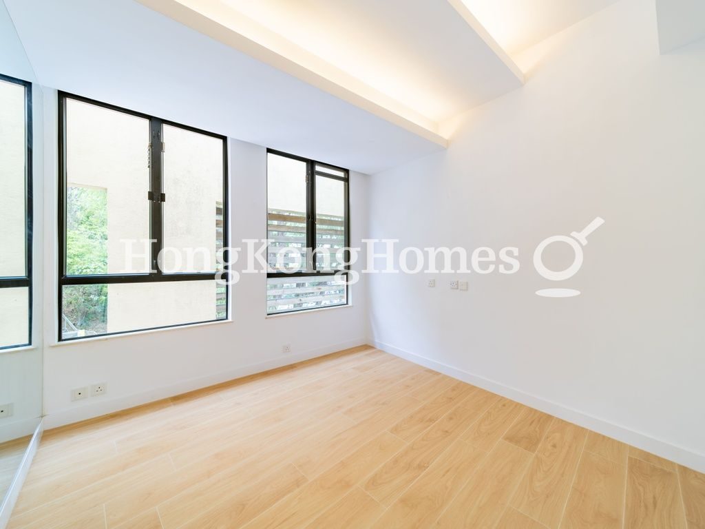 Third Ensuite Bedroom — Stanley Court, Stanley
