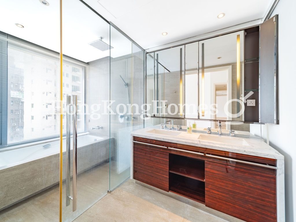 Master Bathroom — Seymour, Mid-levels West