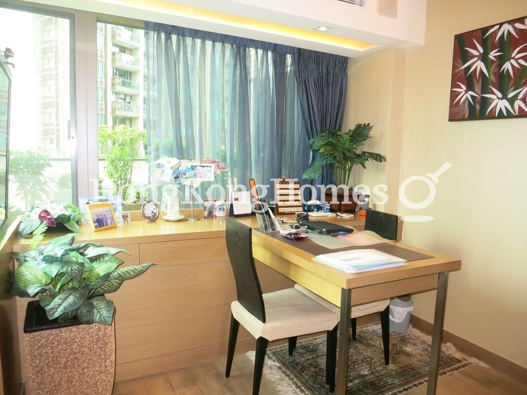 Study Room — Celestial Heights-Celestial Avenue No. 10, Ho Man Tin / Waterloo Road